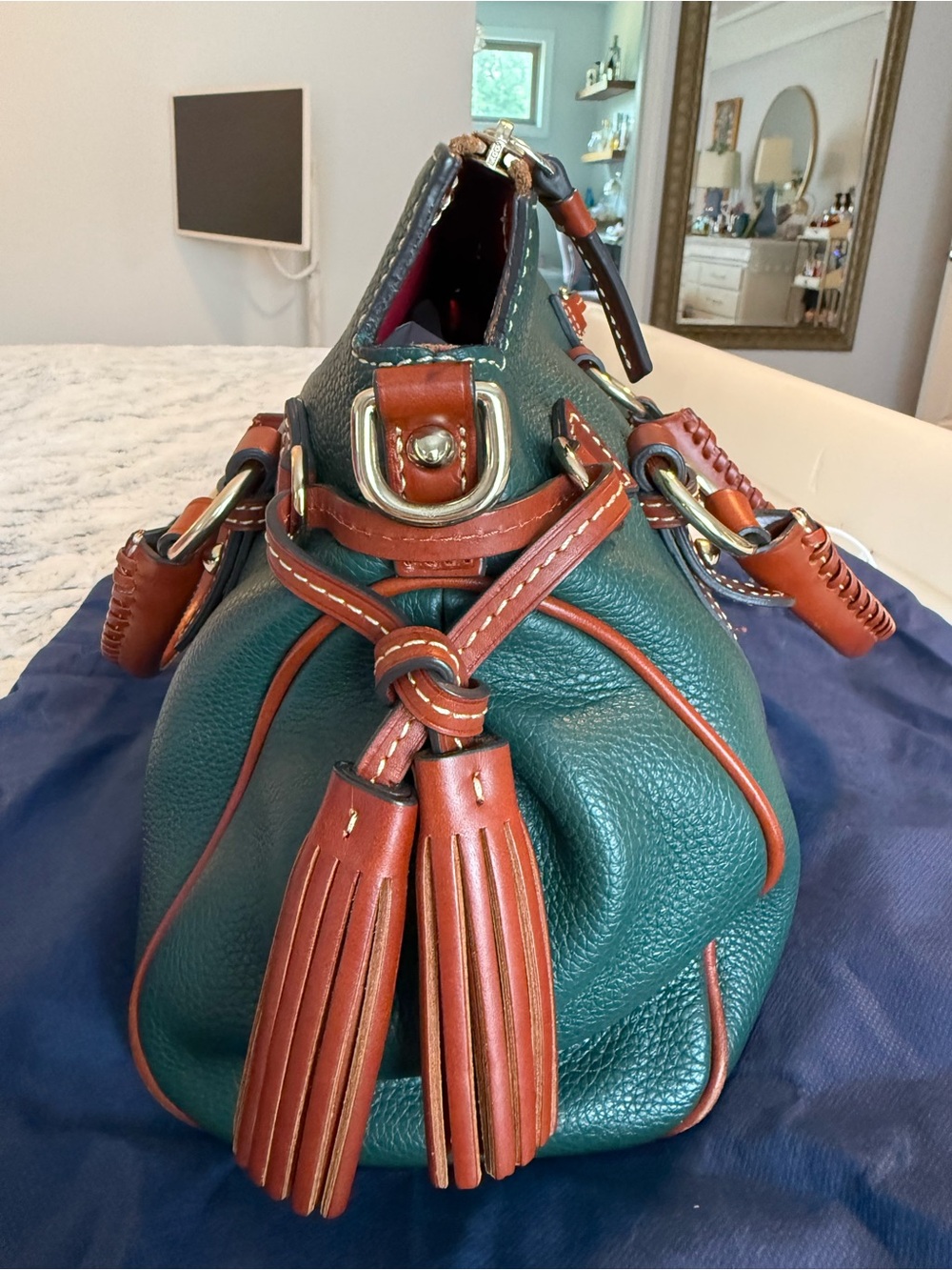 Dooney and Bourke Ivy Green Pebbled leather satchel - Picture 5 of 10